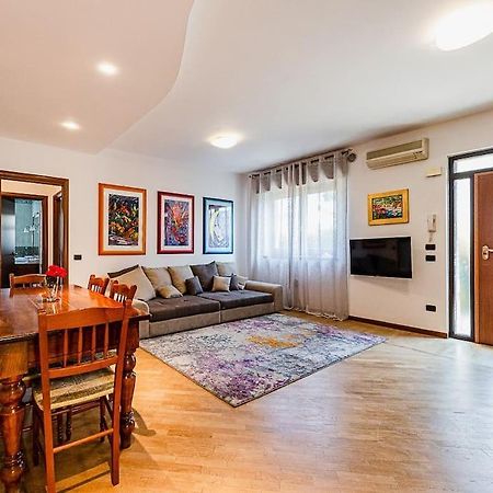 *Vivere In Arte* Near Theairport Povegliano Veronese Exterior foto